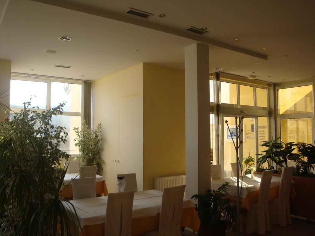 Motel Jankovic Hrvace Екстериор снимка